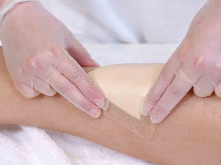 How to change wound dressings Mölnlycke Advantage