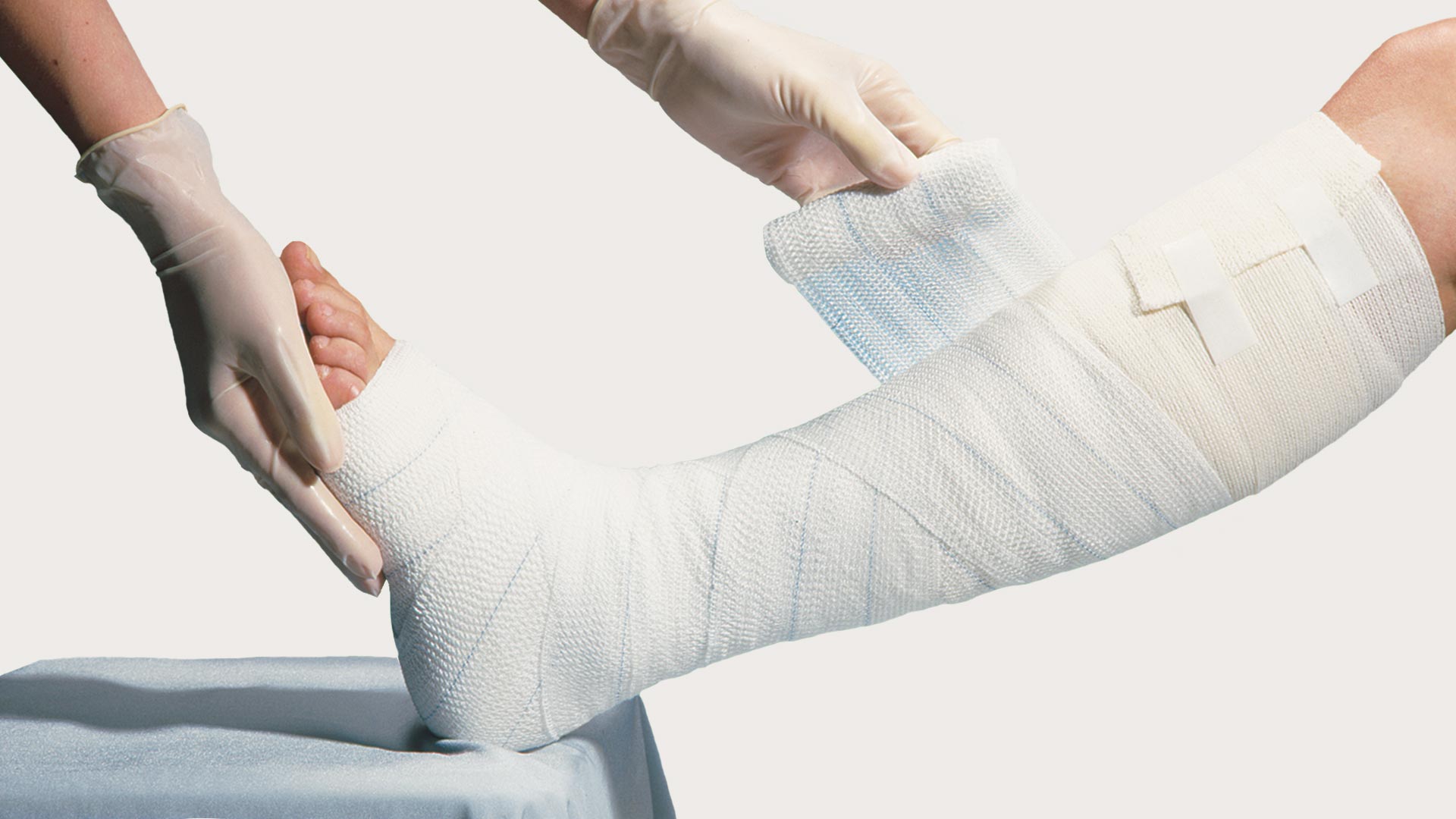 Elset And Elset S Light Compression Bandaging Molnlycke